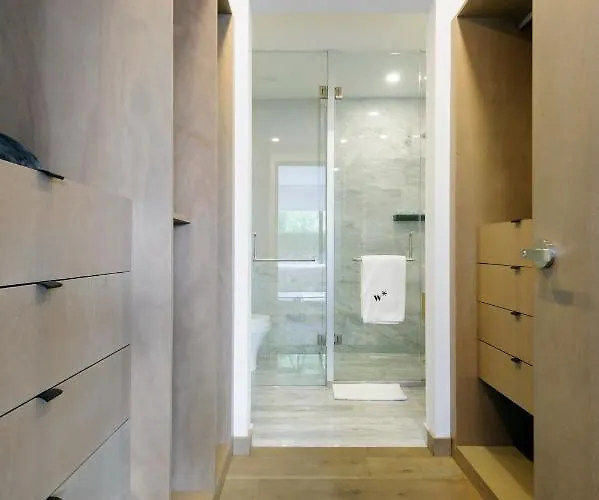 Aparthotel Schiller 122 By Wynwood House 4*