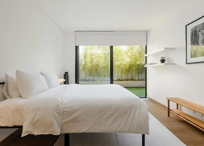 Aparthotel Schiller 122 By Wynwood House 4*