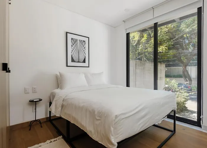 Schiller 122 By Wynwood House 4*