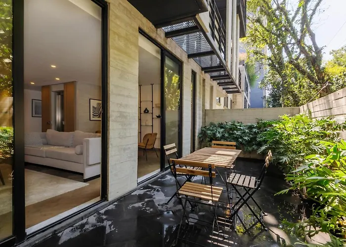 Aparthotel Schiller 122 By Wynwood House 4*