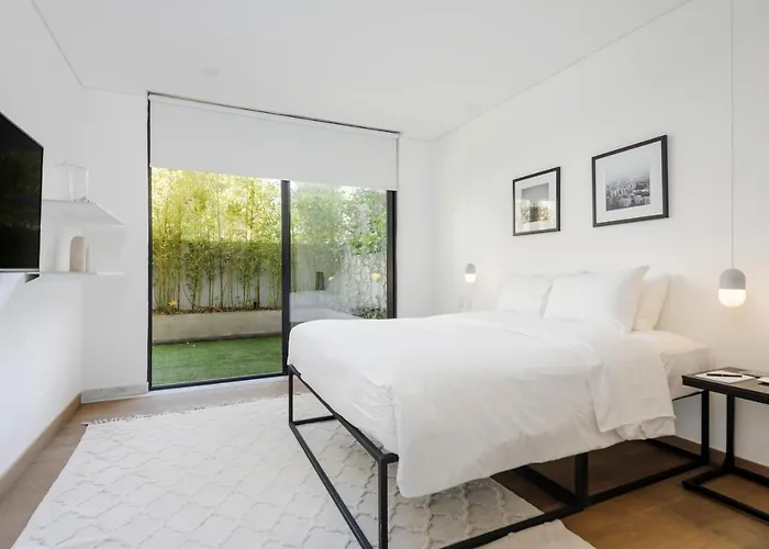 Aparthotel Schiller 122 By Wynwood House 4*