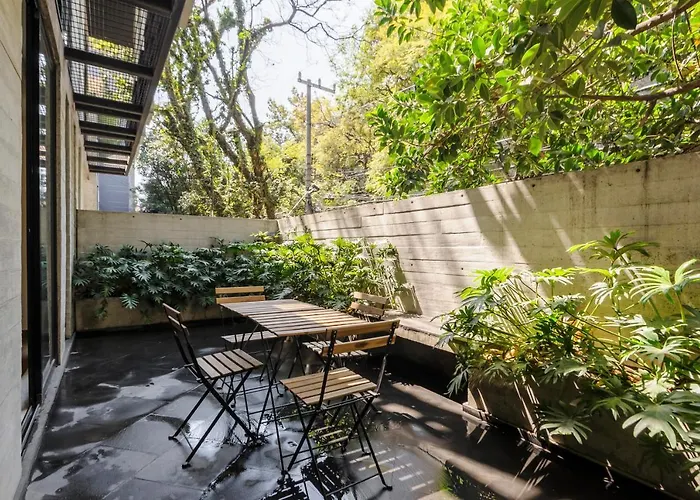 Aparthotel Schiller 122 By Wynwood House 4*