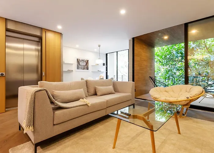 Aparthotel Schiller 122 By Wynwood House 4*