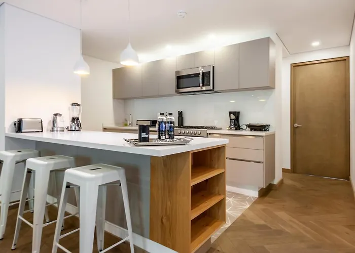 Schiller 122 By Wynwood House 4*